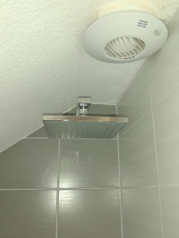 B&B Am See Koeln - Privatzimmer Екстериор снимка