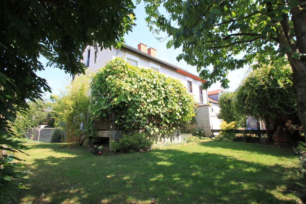 B&B Am See Koeln - Privatzimmer Екстериор снимка