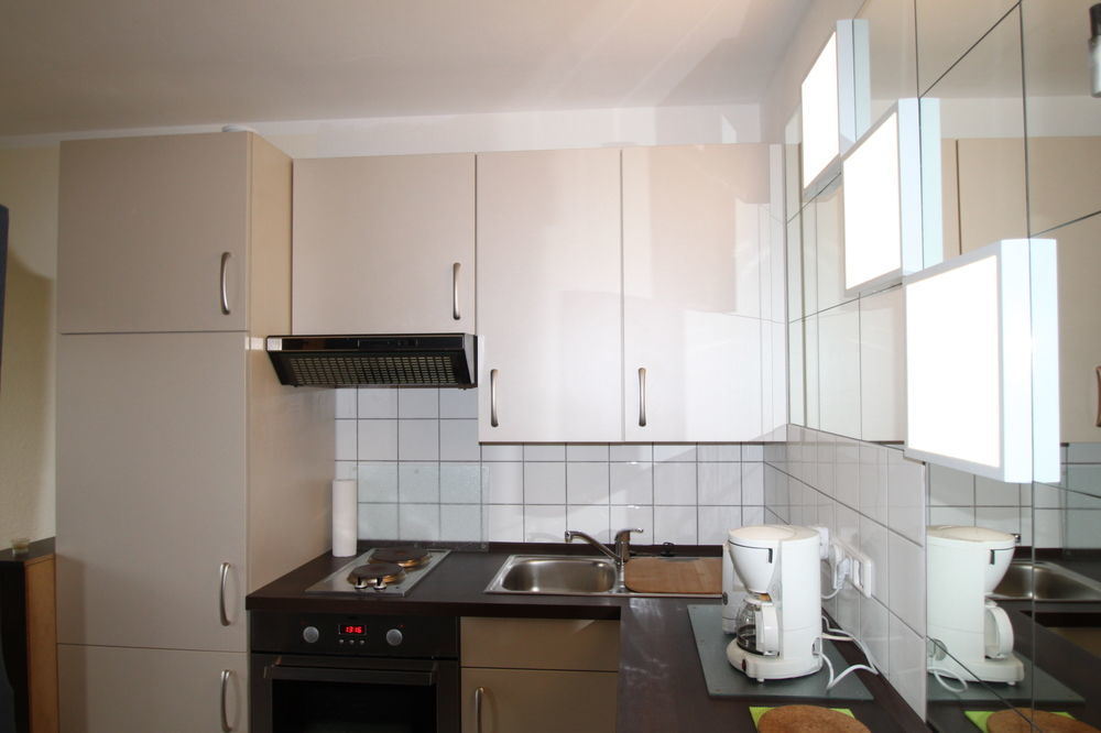 B&B Am See Koeln - Privatzimmer Екстериор снимка