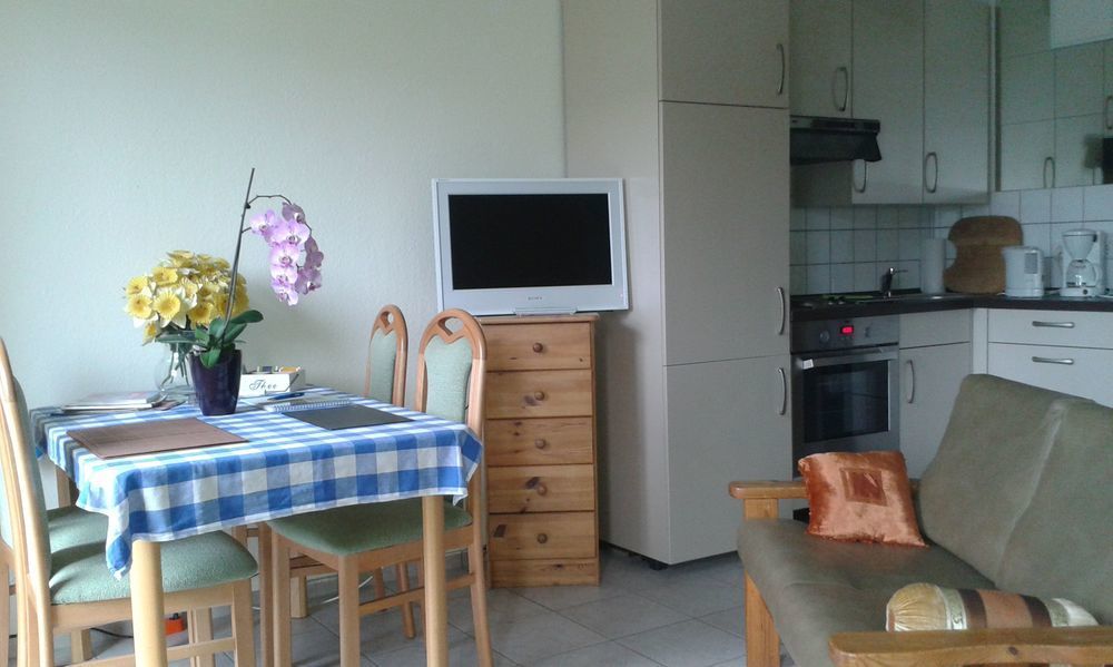 B&B Am See Koeln - Privatzimmer Екстериор снимка