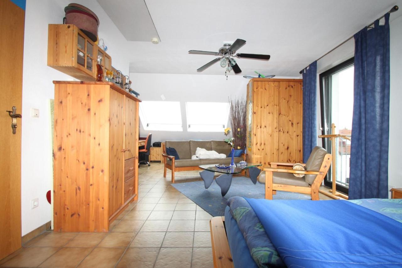 B&B Am See Koeln - Privatzimmer Стая снимка