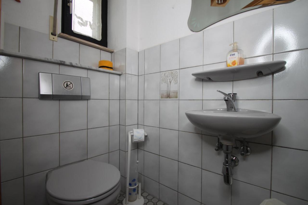 B&B Am See Koeln - Privatzimmer Екстериор снимка